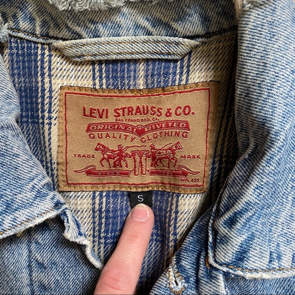 Vintage Levi's Flannel Lined Denim Jean Jacket Size Small - Picture 6 of 6